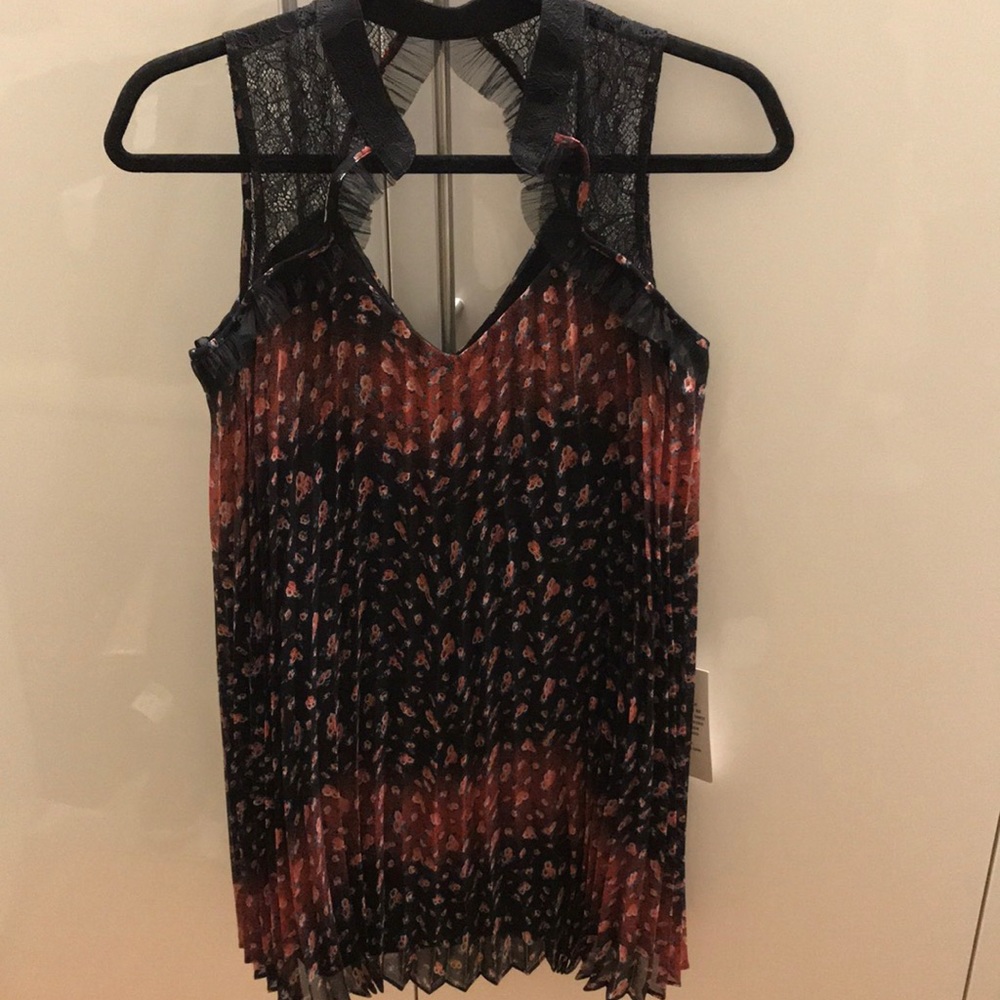 Bcbg pleated dress with lace collar